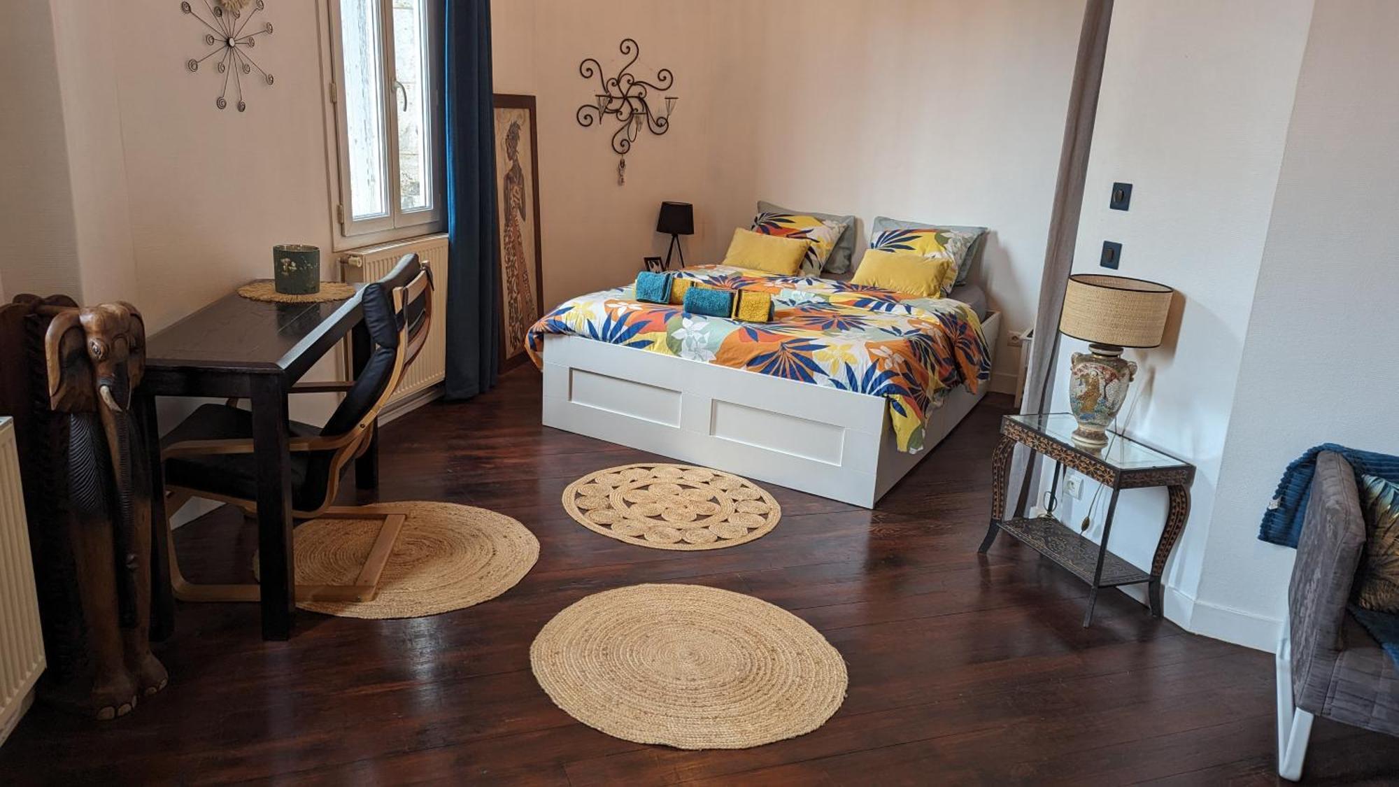 Charmante Maison Proche Hotel De Ville Angoulême Екстериор снимка